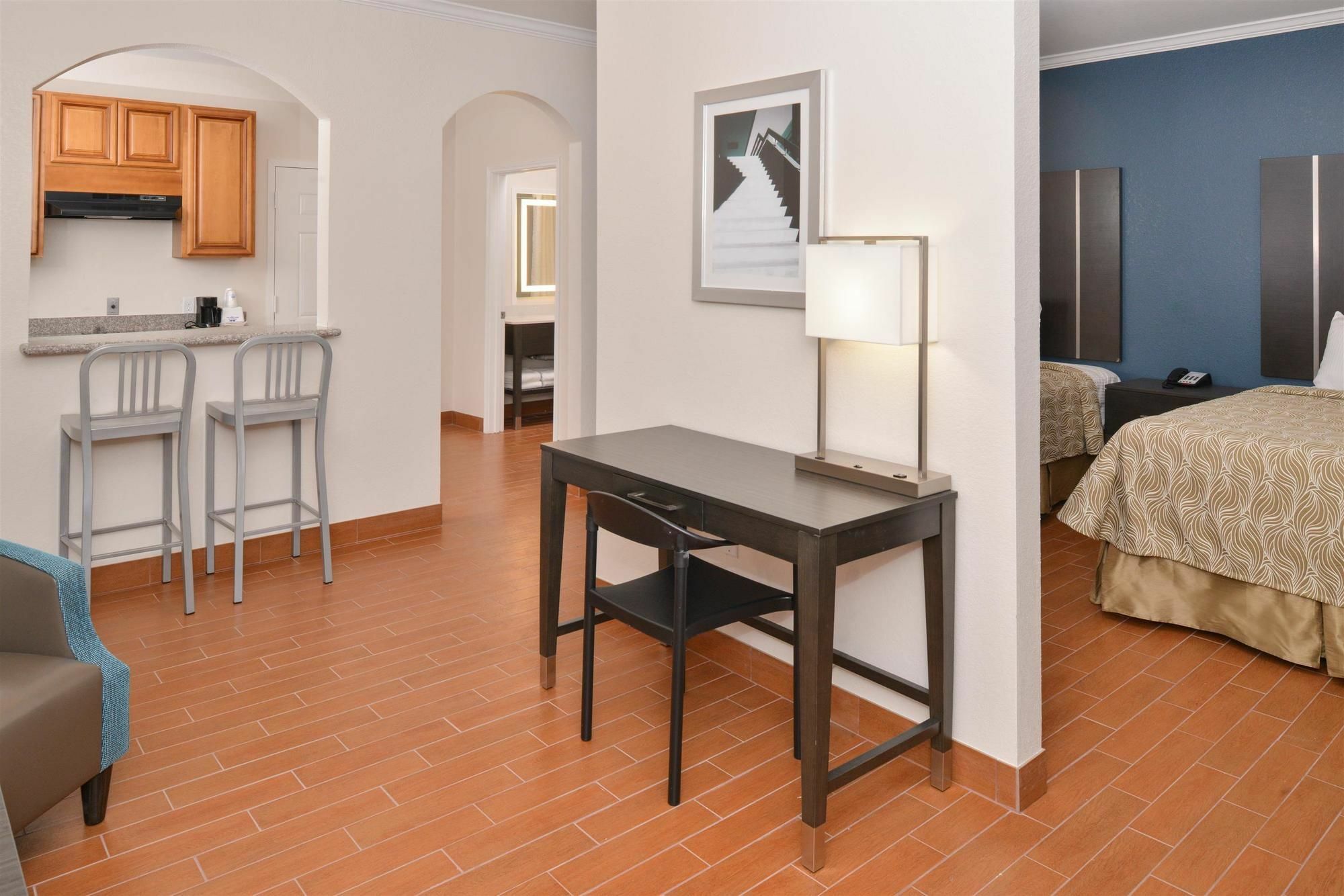 Regency Inn & Suites- Nw Houston Jersey Village Kültér fotó