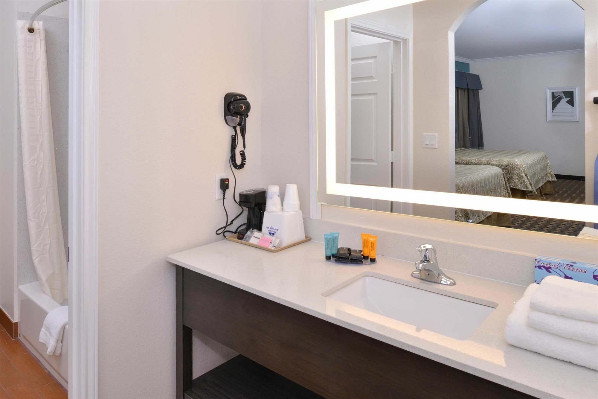 Regency Inn & Suites- Nw Houston Jersey Village Kültér fotó